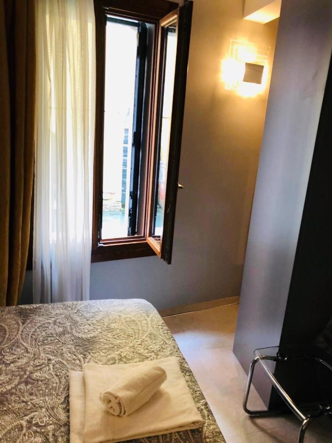 Suite Dream On The River Venesia Bagian luar foto